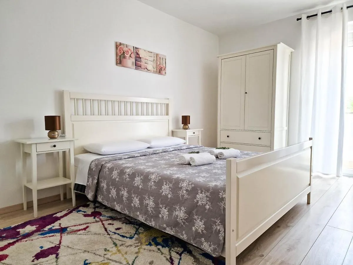 Lilly Zambratija Apartment Zambratija (Istria)
